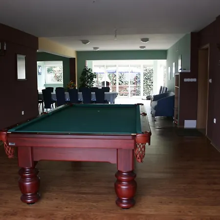 Justina Guest house
