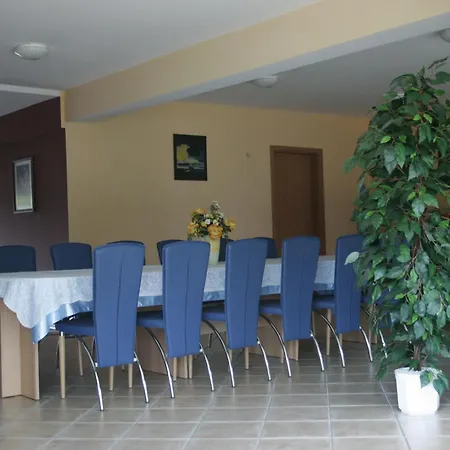 Justina Guest house