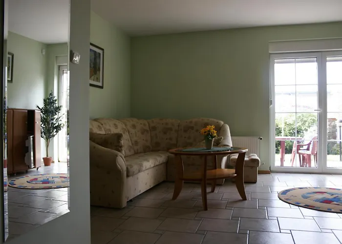 Justina بيت ضيافة *